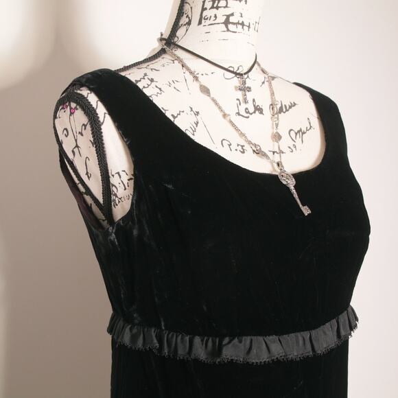 VINTAGE 1970s VELVET A-LINE MIDI DRESS - Picture 3 of 7